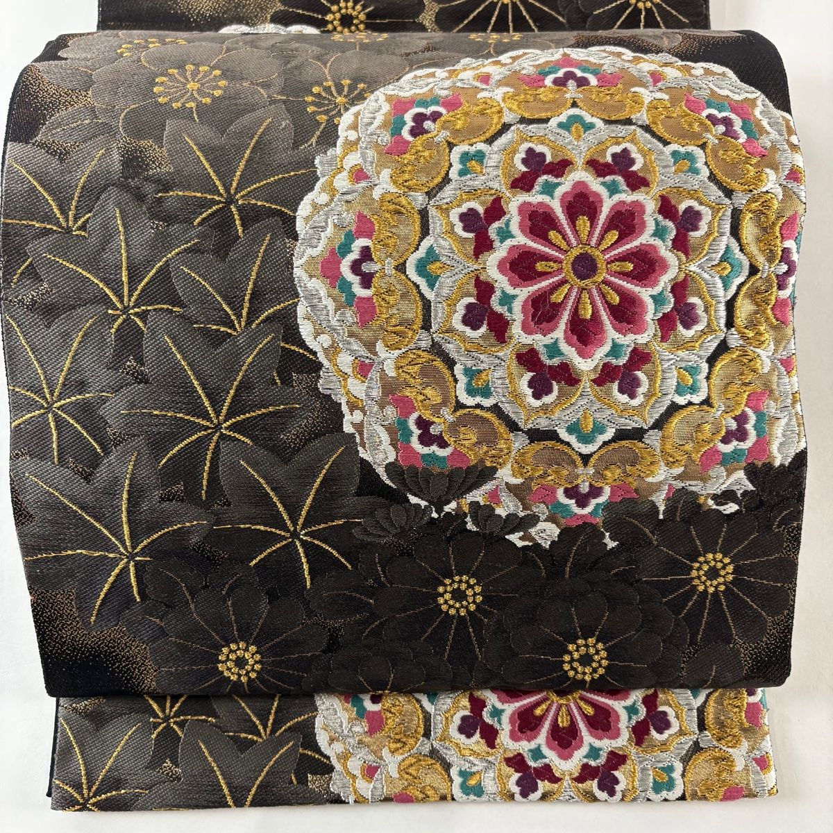 袋帯 じゅらく 落款 華文 桜 金銀糸 箔 墨色 六通 正絹