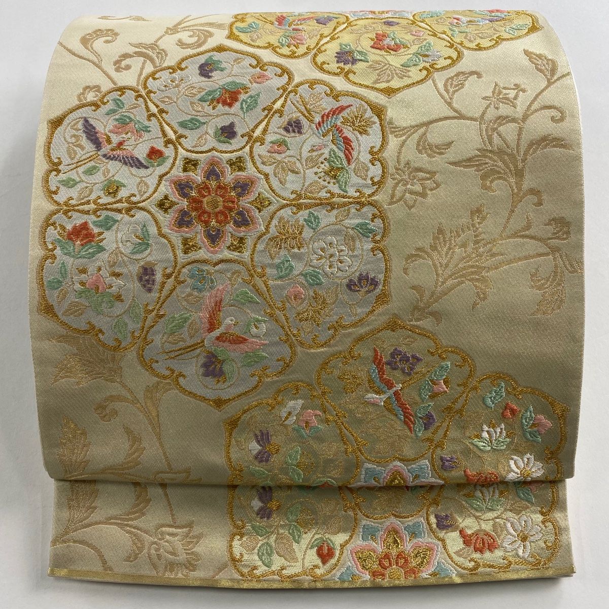 袋帯 落款 本家加納 華文 花唐草 金銀糸 箔 金色 六通 正絹