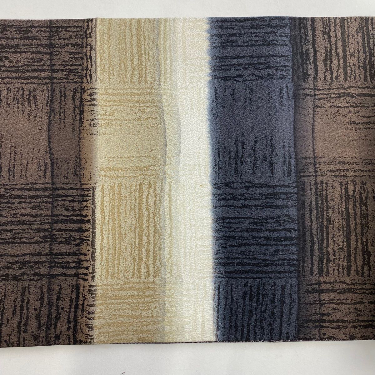 幾何学模様 焦茶色