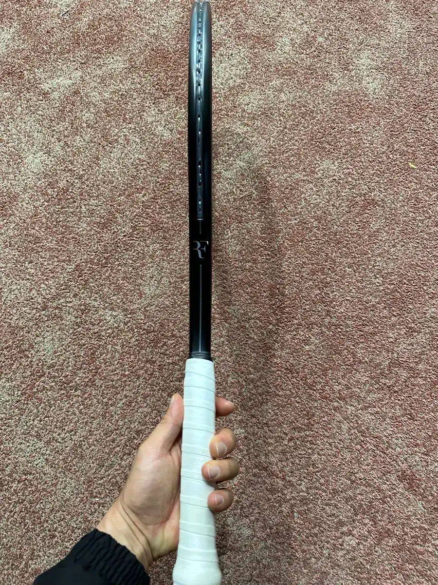 ウィルソン フェザラー RF01 ラケット