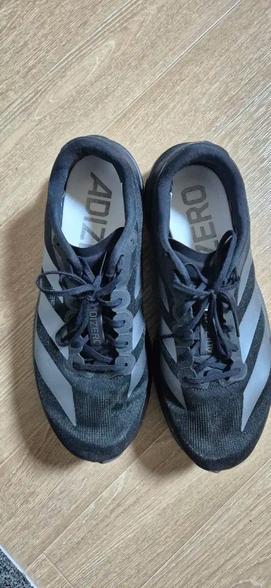 アディダス エボSL Evo SL 270