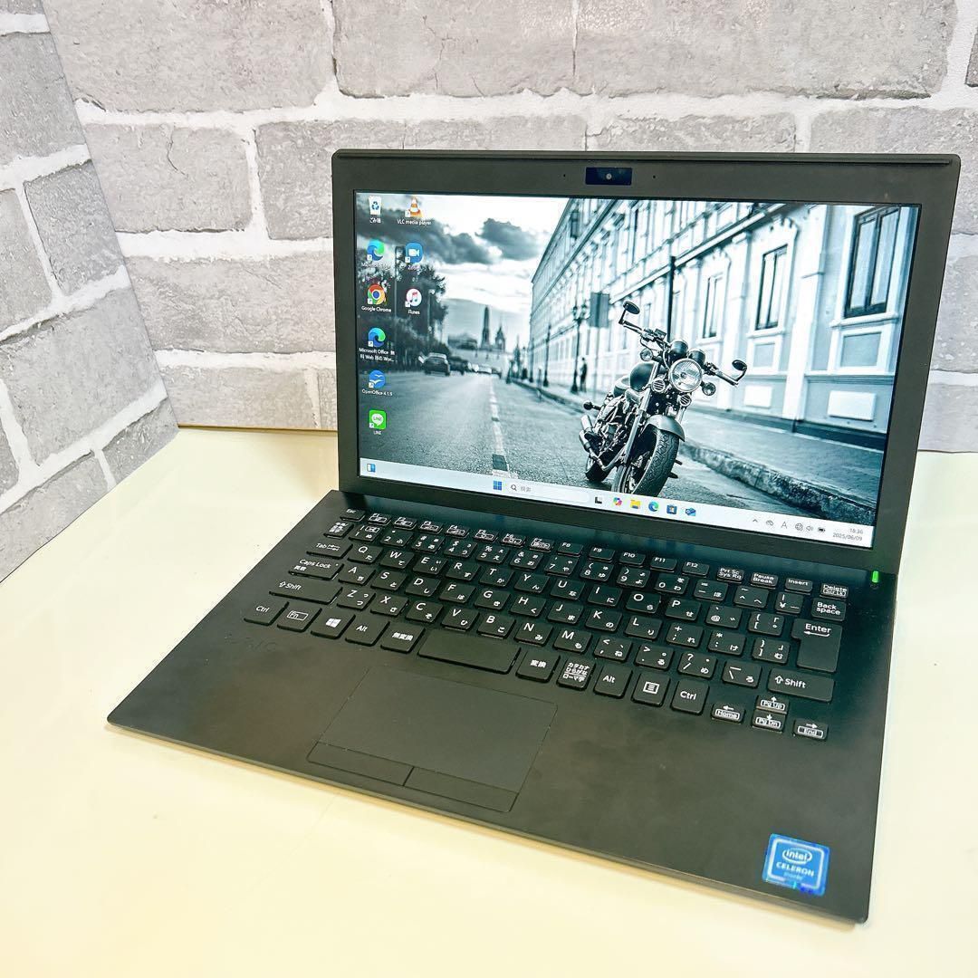 VAIO 第8世代 軽量 薄型 Win 11 バッテリー3時間 SSD ACアダプタ付 ノートパソコン
