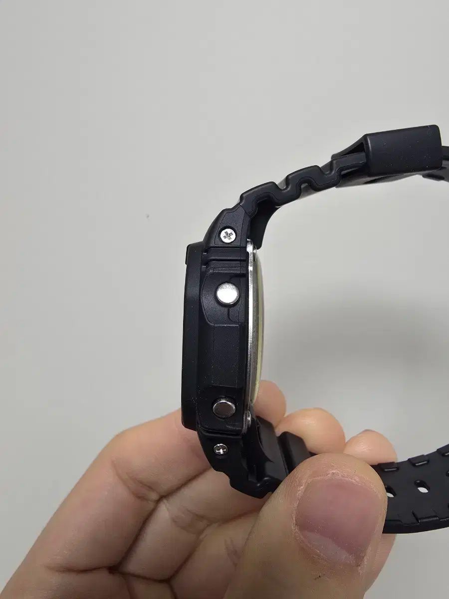 G-SHOCK G-5600UE-1DR タフ ソーラー