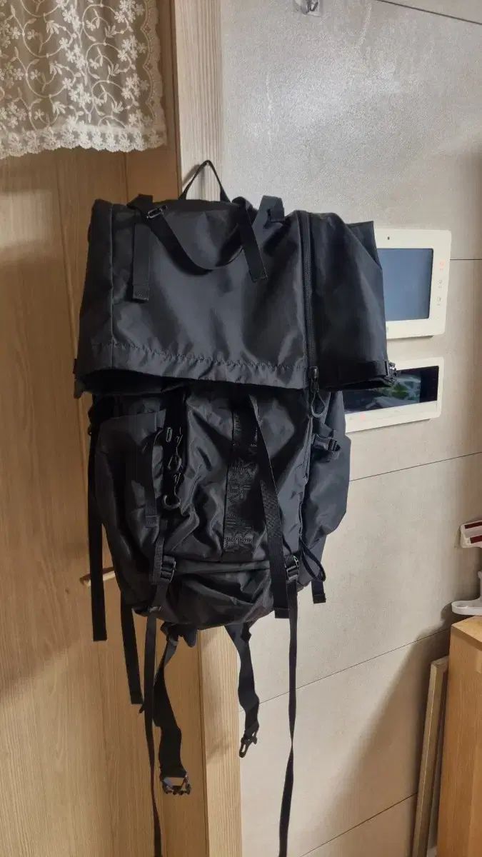 サミット バックパッキング 大容量 リュック オールブラック