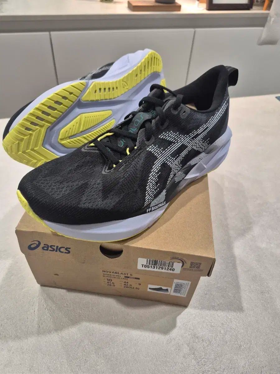 アシックス ノヴァブラスト 5 ブラック 280