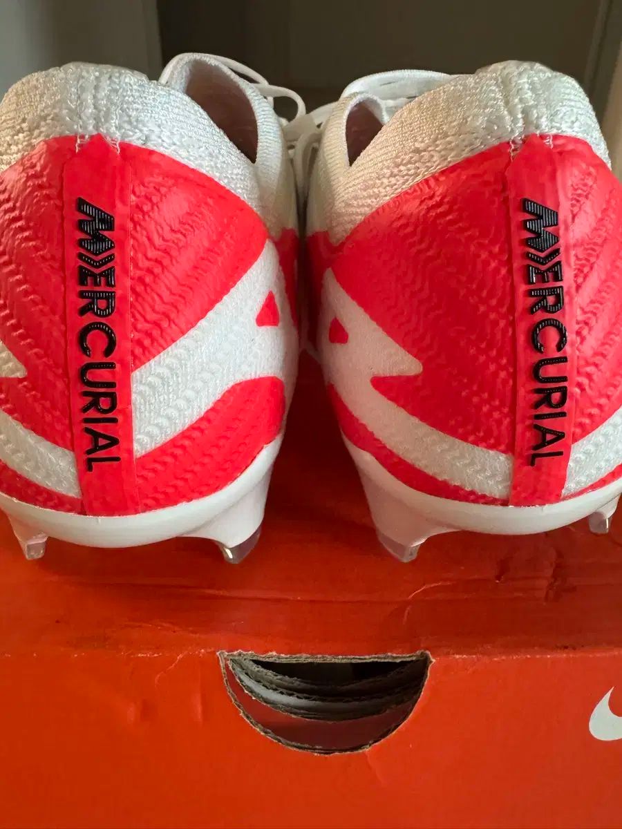 ナイキ マーキュリアル