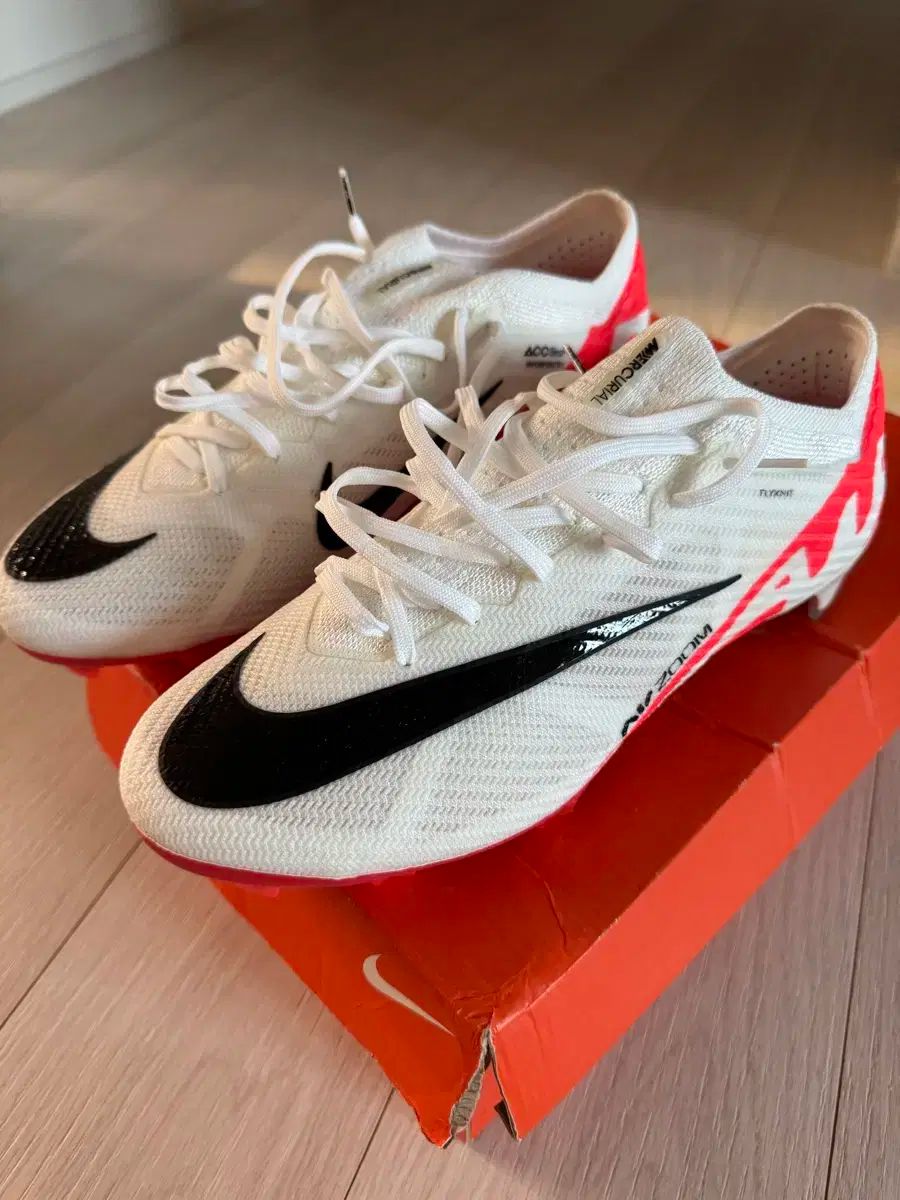 ナイキ マーキュリアル サッカーシューズ ホワイト レッド