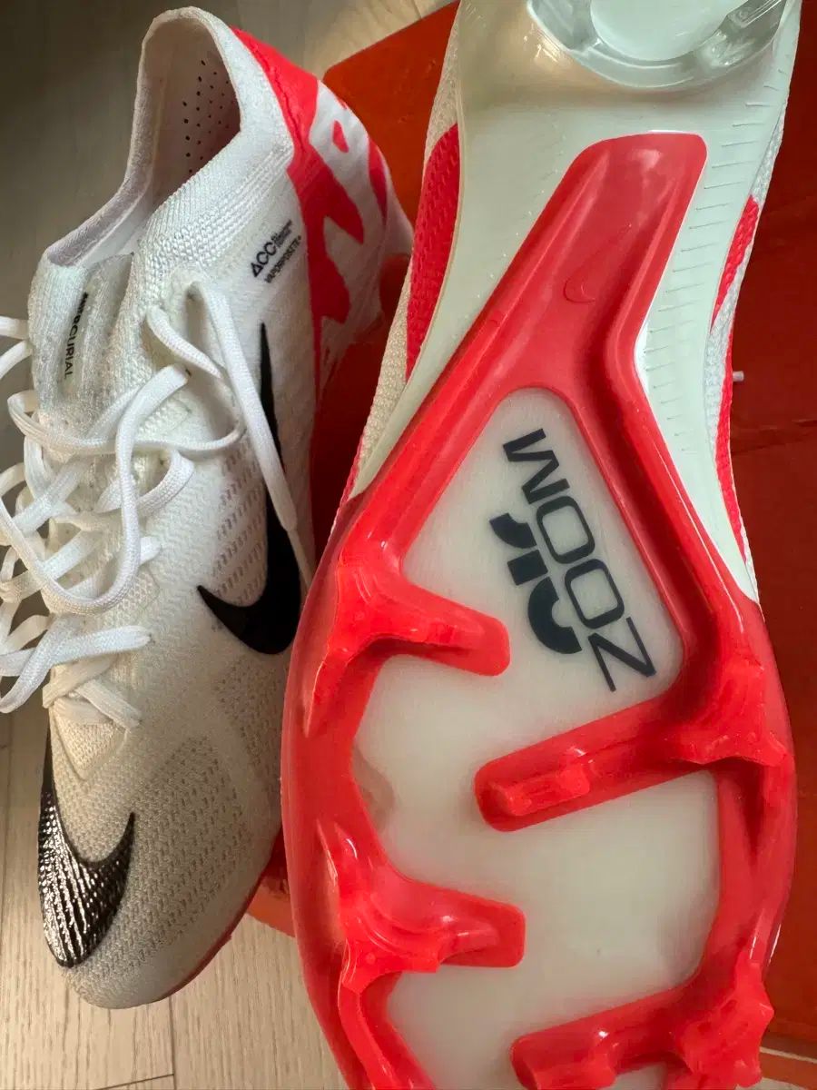 ナイキ マーキュリアル サッカーシューズ ホワイト レッド