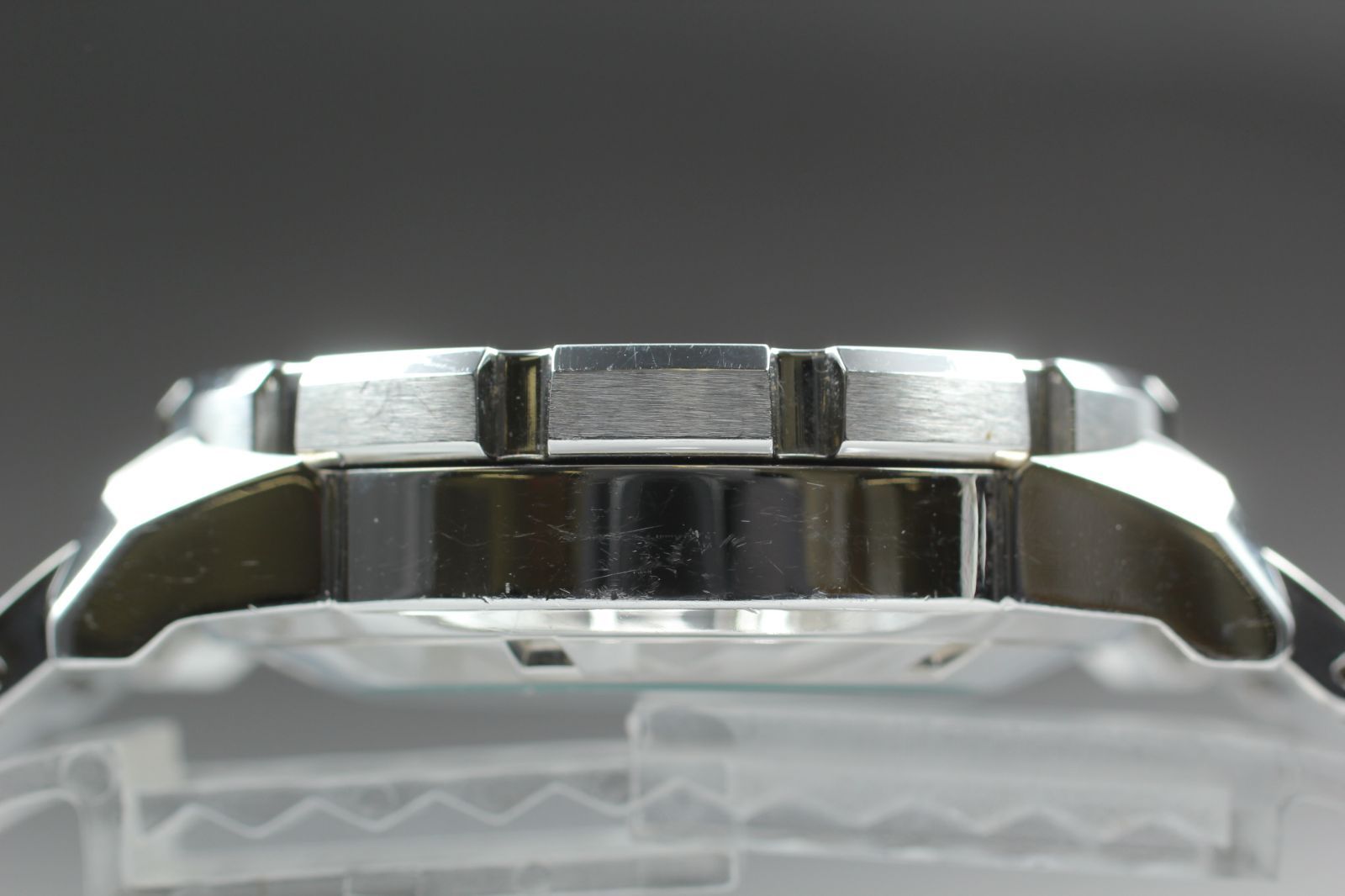 ベビーモンスター メンズ腕時計