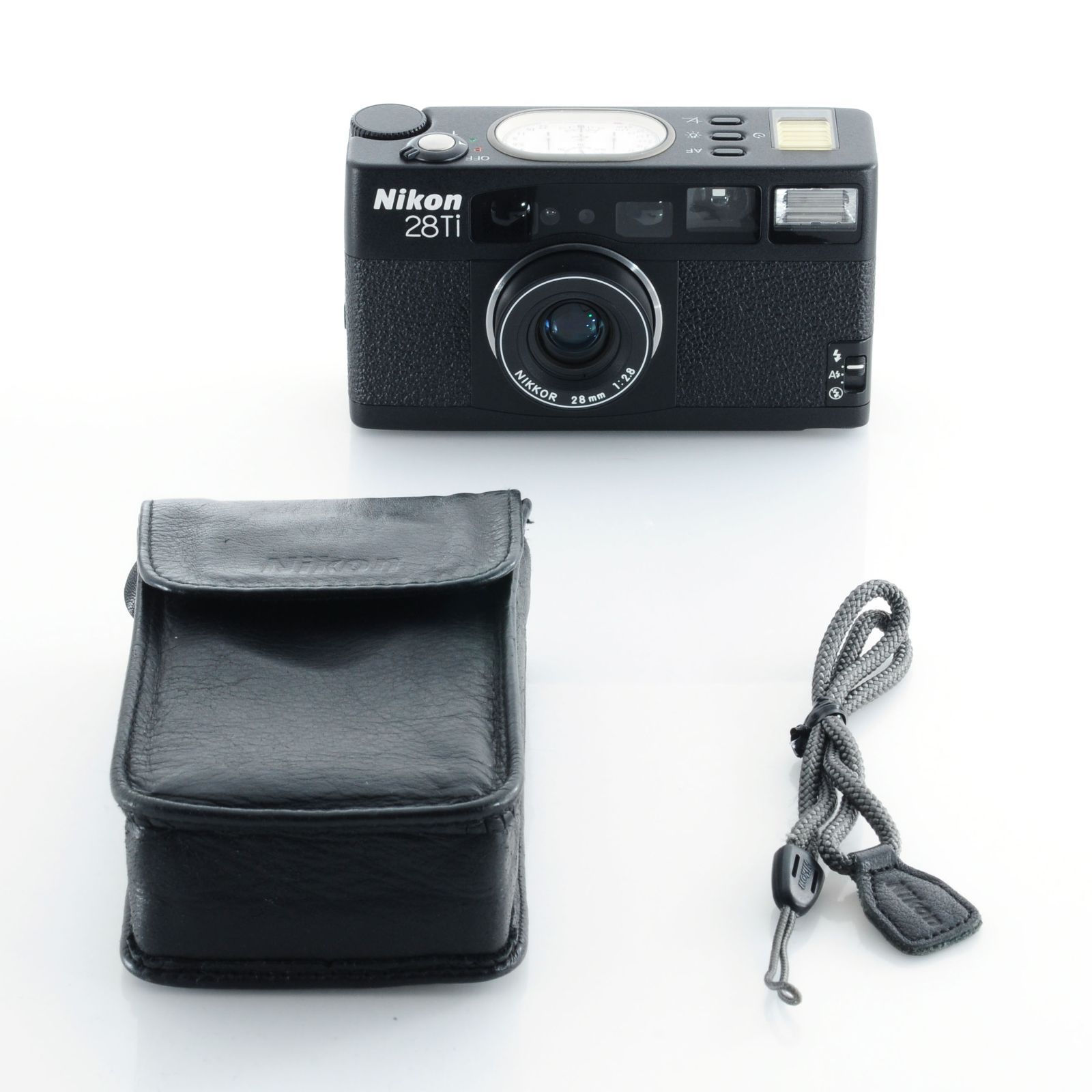 ニコン 超 Nikon 28Ti ブラック ソフトケース付 コンパクトフィルムカメラ P180
