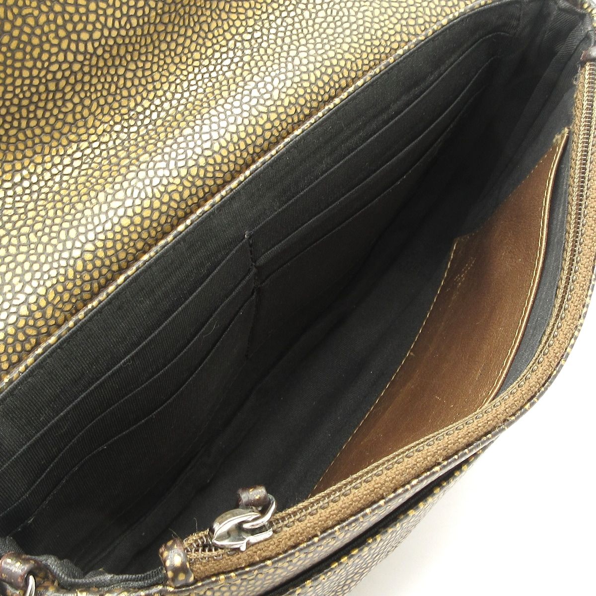 CHANEL(シャネル) 財布 ハーフムーン ゴールド×黒 チェーンウォレット  