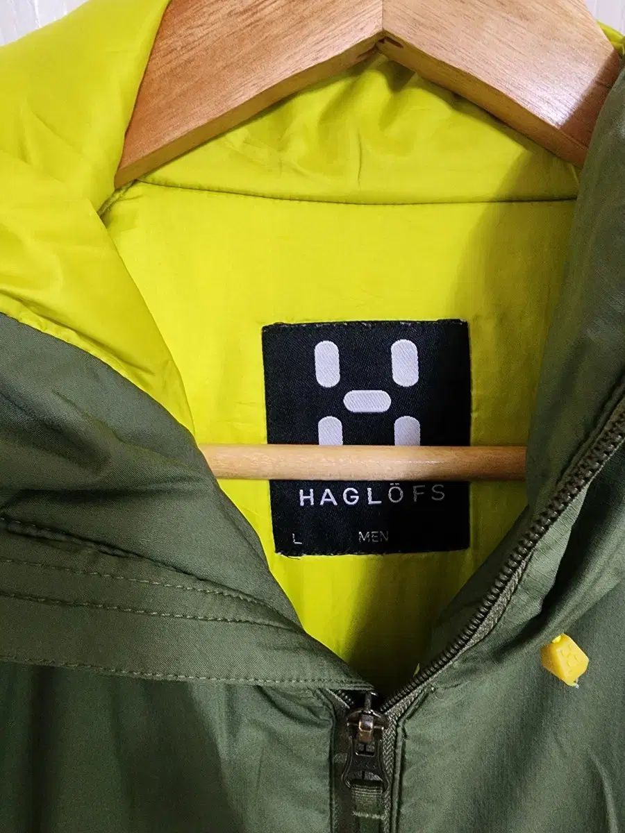 ハグロフス BARRIER lll ジャケット