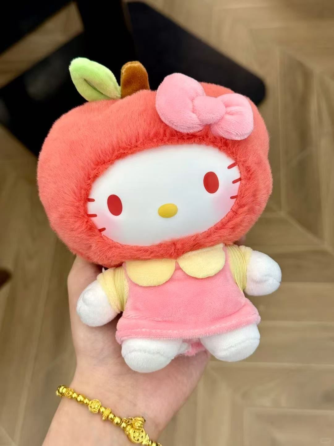 ハローキティ ぬいぐるみ フルーツコスチューム 予約販売｜2025年7月頃