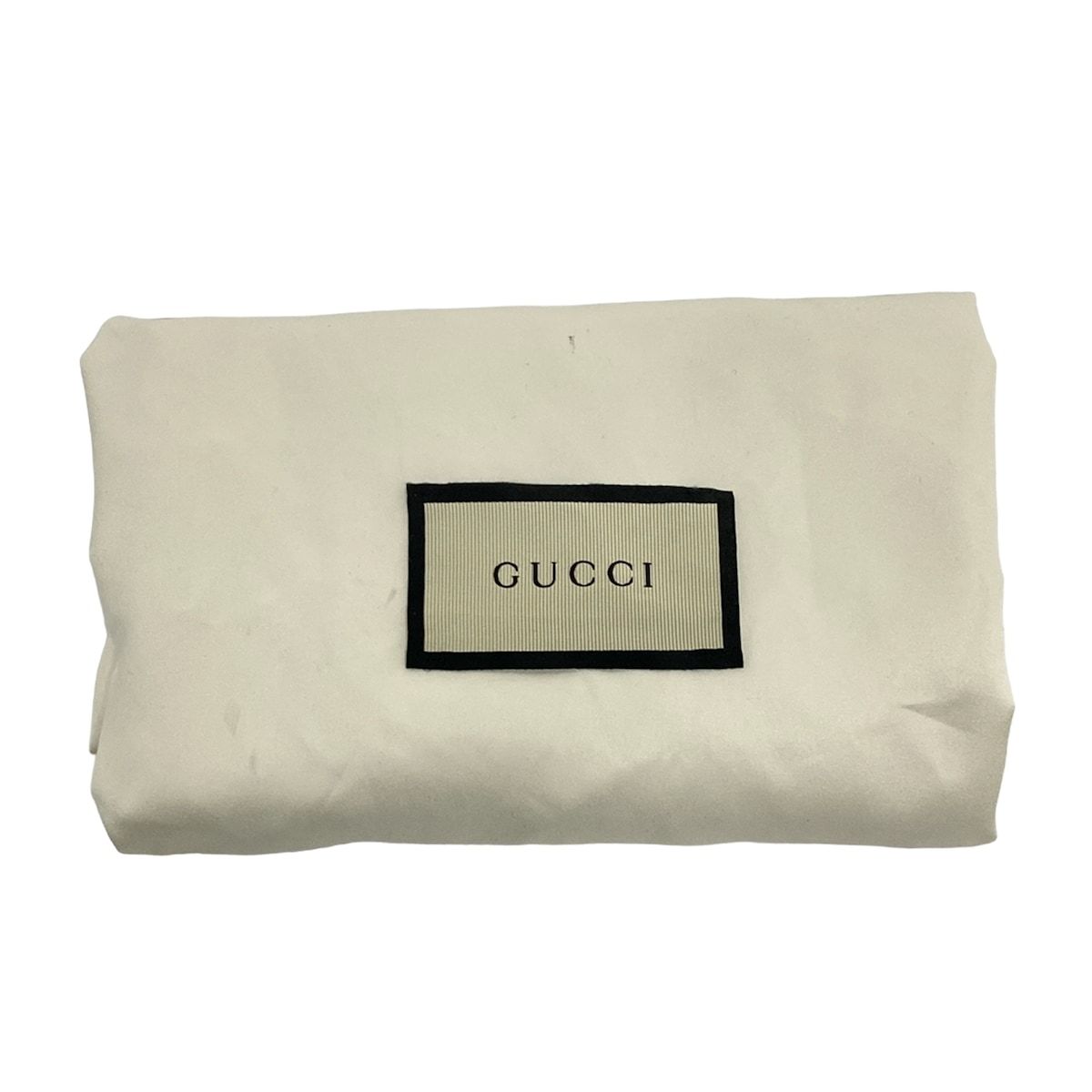 ベージュ×ネイビー×マルチ