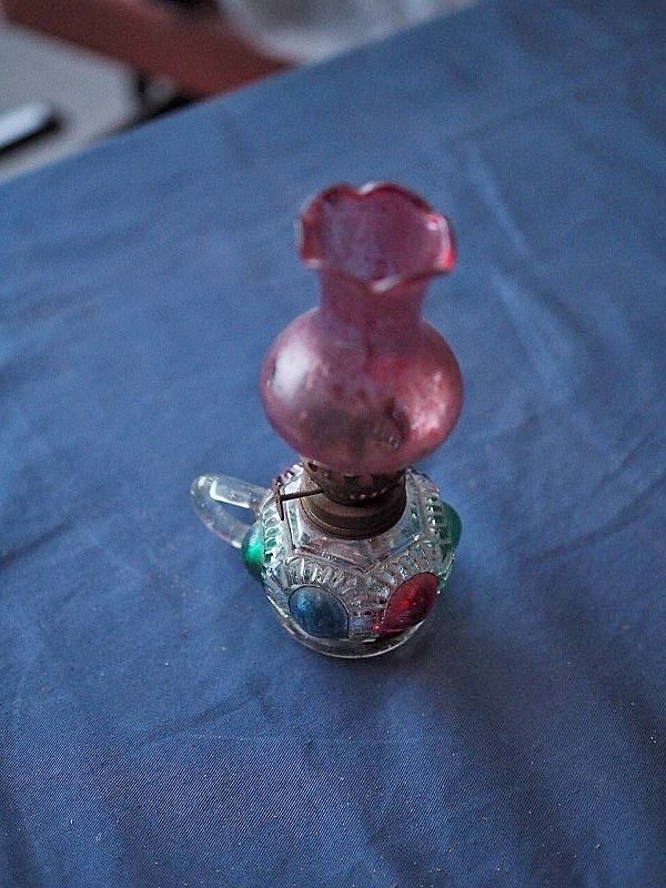 レトロなオイルランプ ディスプレィ 昭和前期 古録展 品番H 17221