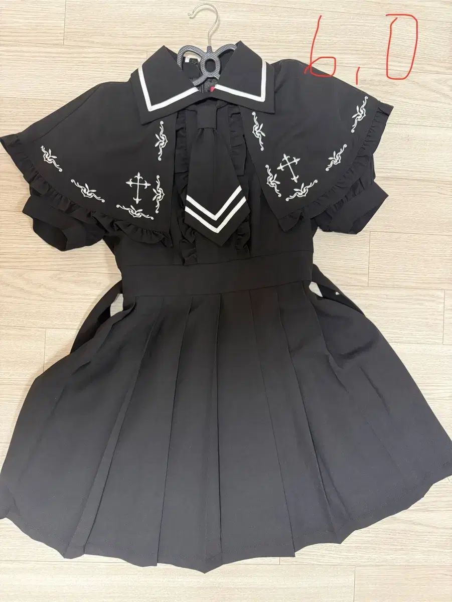 ジェイ ミー エヌ ケー ONE PIECE 量産型 地雷系