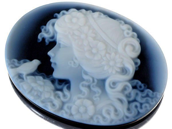 ジュエリー極】LIEBE作 小鳥と貴婦人 高級ブルーストーンカメオルース