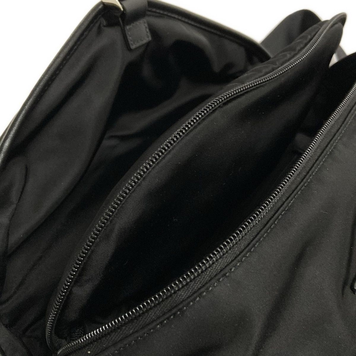 ショルダーバッグ