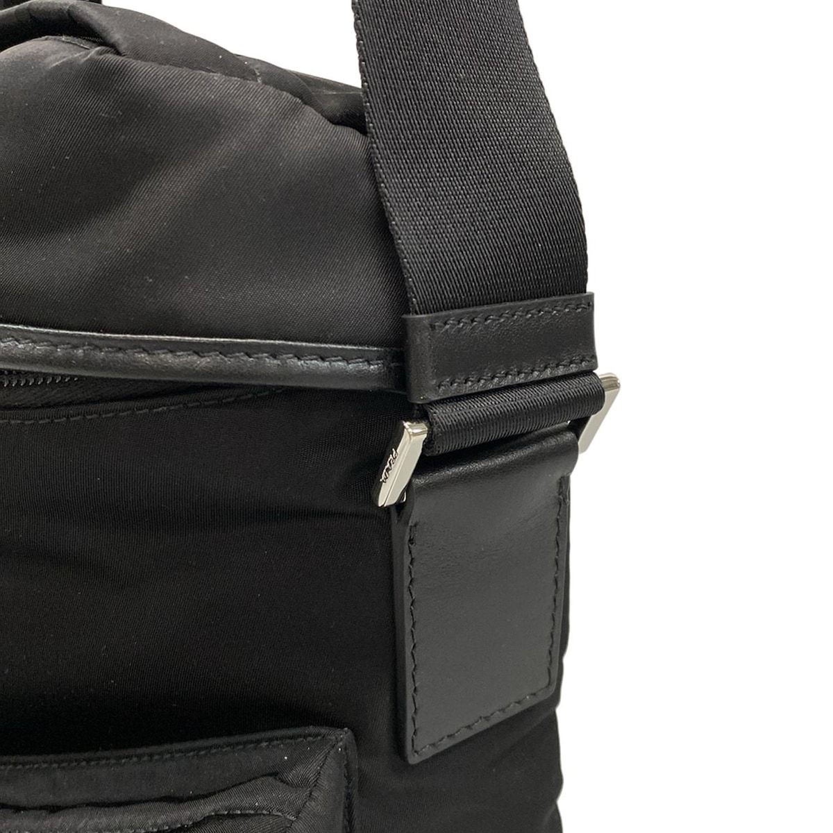  PRADA プラダ ショルダーバッグ - 黒 レザー ショルダーバッグ ショルダーバッグ