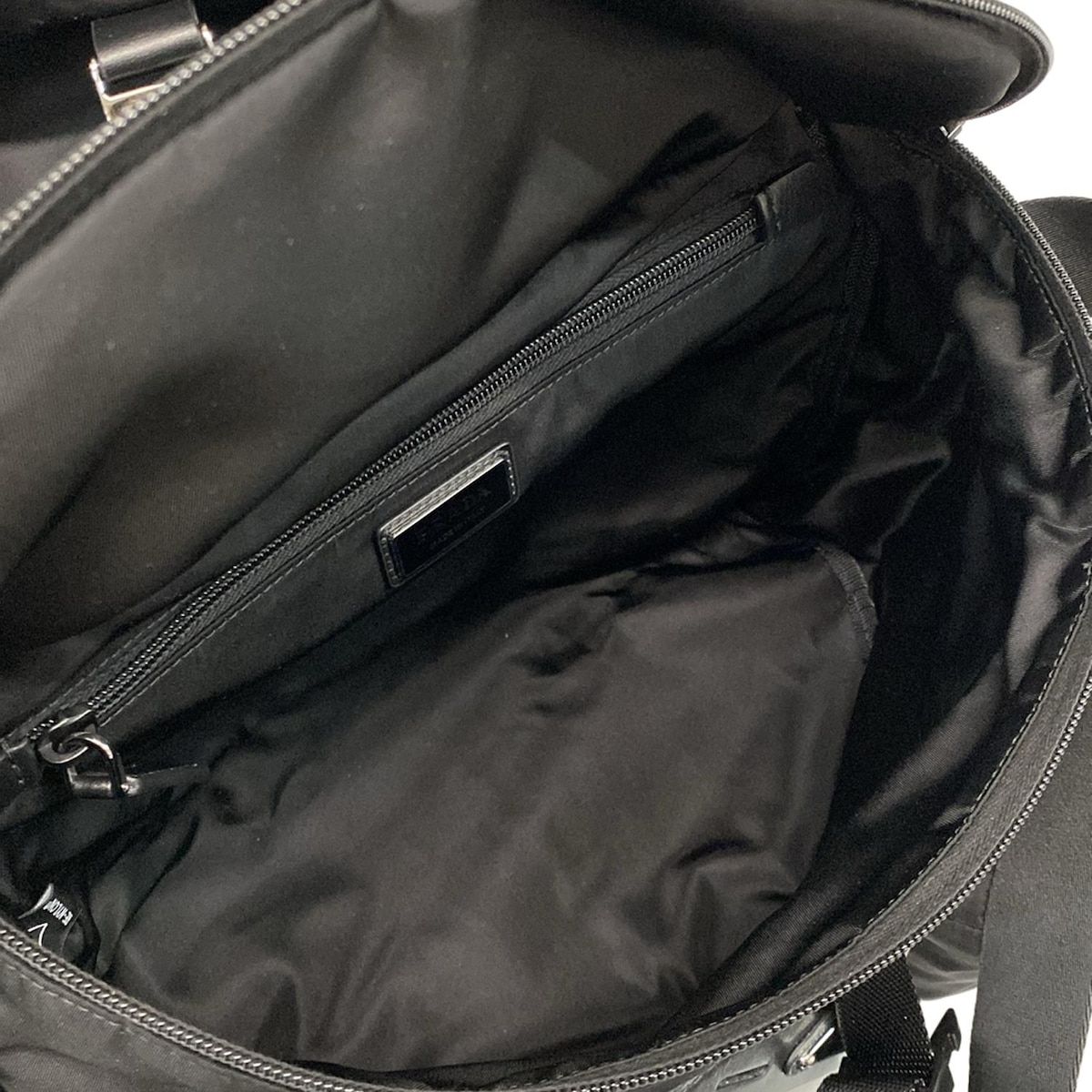 プラダ ショルダーバッグ