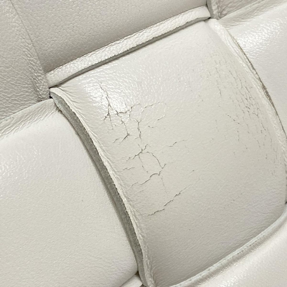 ショルダーバッグ