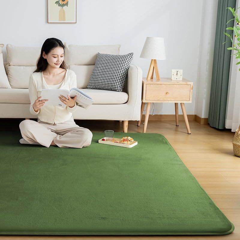 在庫 Softime カーペット ラグ 低反発 ラグマット 厚手 20mm 絨毯 防音 135×185cm 約1.5畳 滑り止め付 防ダニ 抗菌 防臭 地毯 オールシーズン快適 床暖房 ホットカーペット対応 じゅうたん リビングマット 無地 グリーン