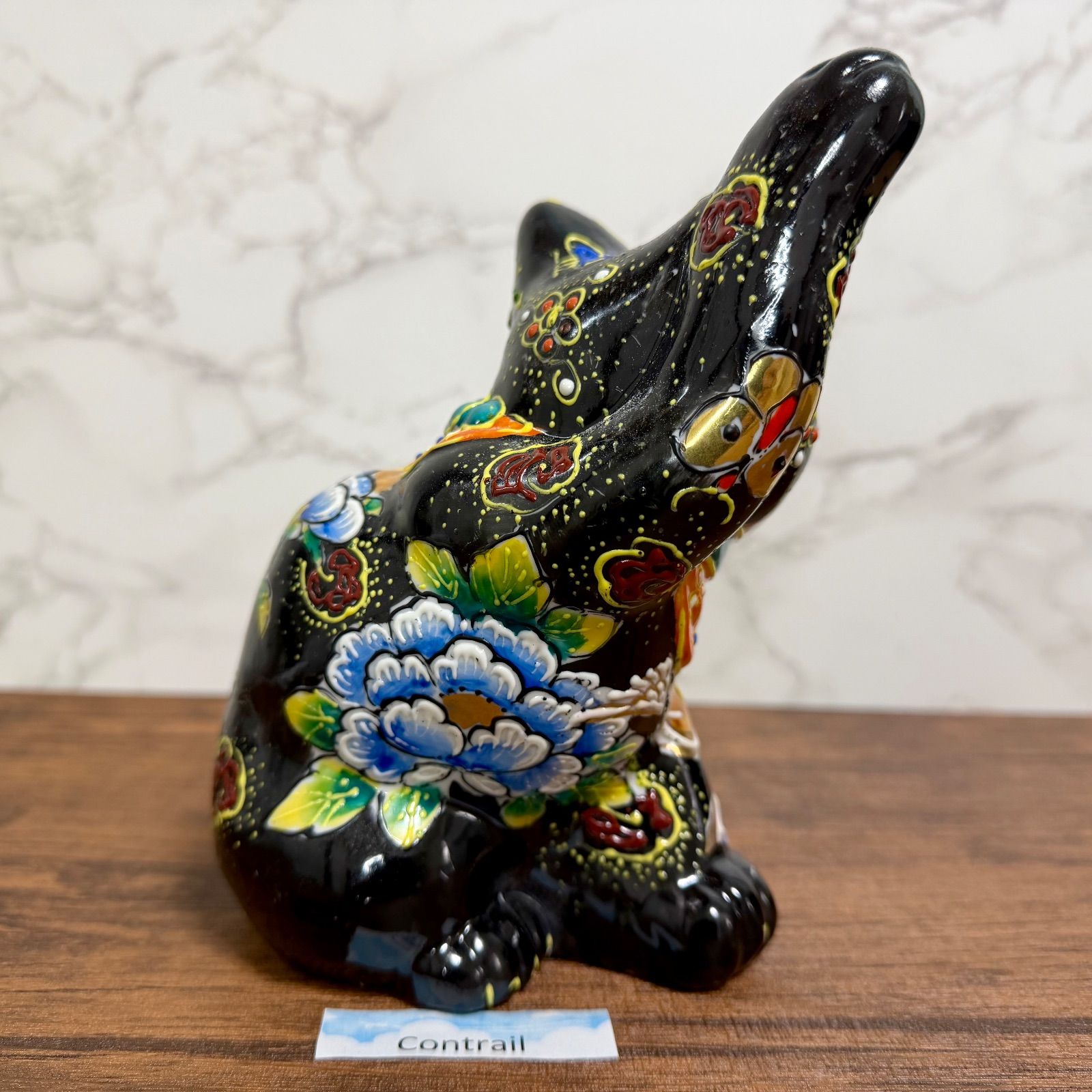 九谷焼】横座り 招き猫 黒盛 富士山 鶴亀 花と蝶 5.5号 良い 縁起物