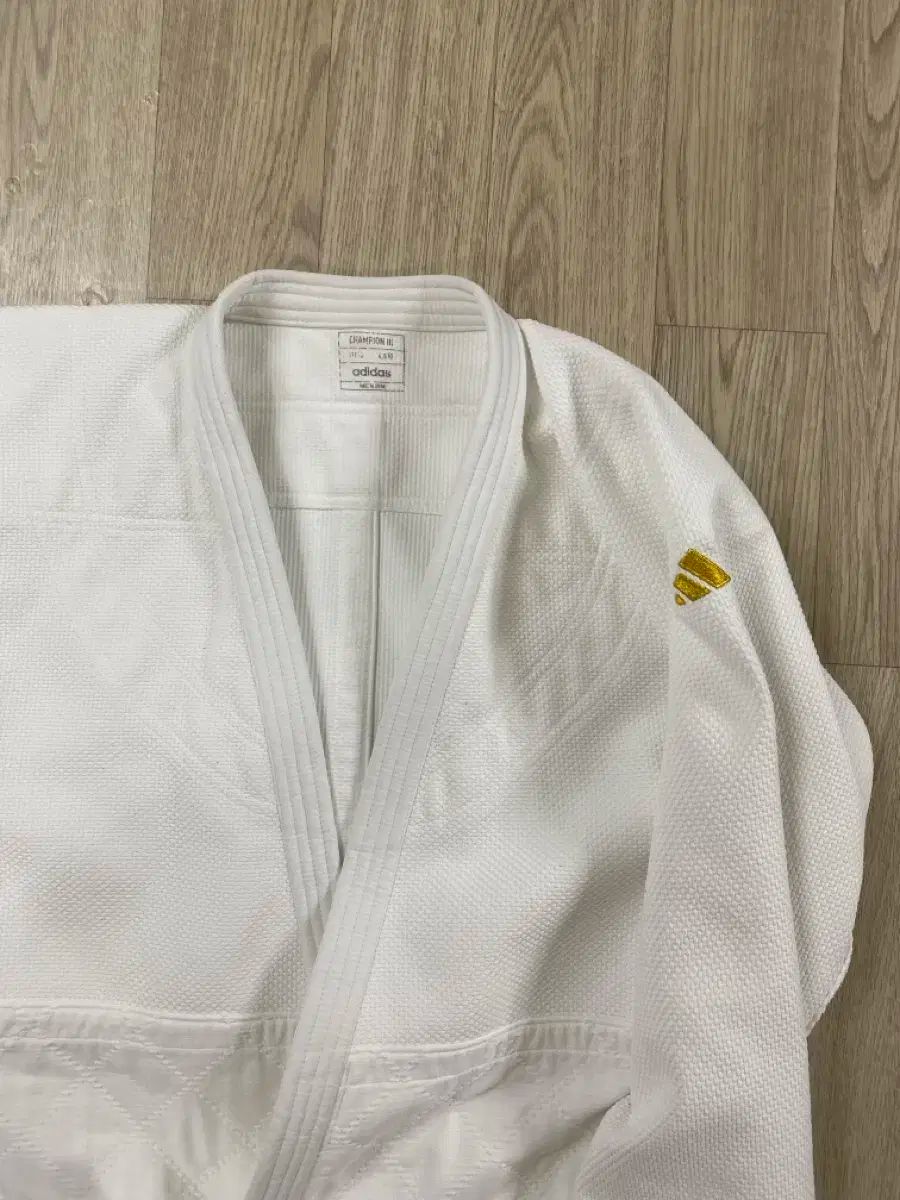 アディダス ゴールド 柔道着 175 サイズ