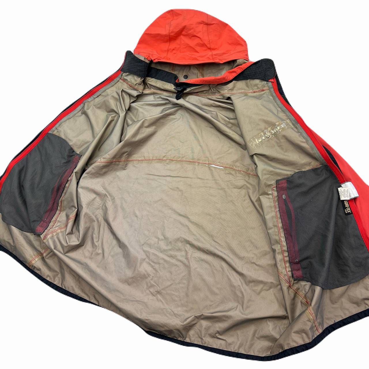 モンベル ゴアテックス XCR ナイロンジャケット メンズ XL オレンジ