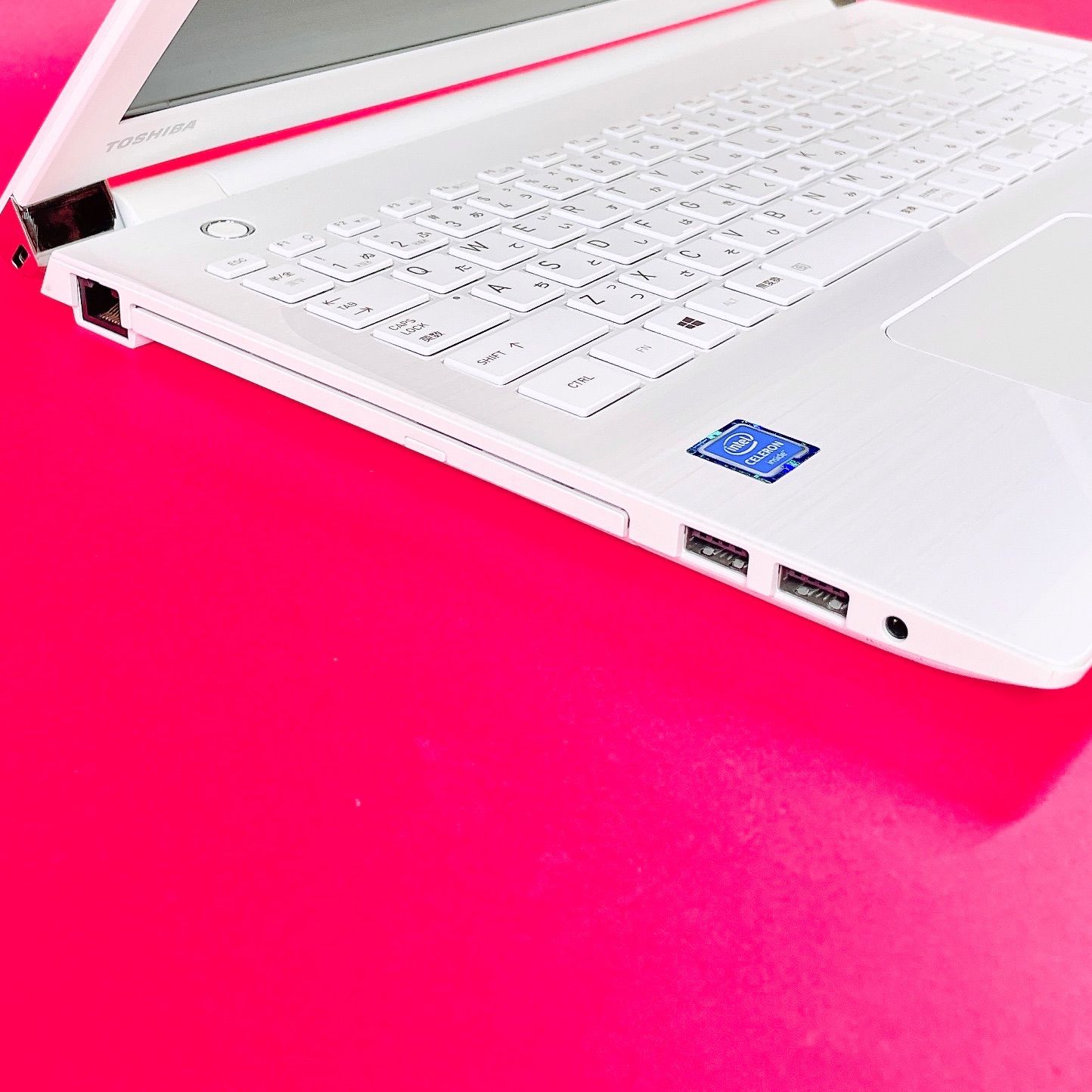 美品✨動作良好❣️薄型ノートパソコン✨️快適SSD256GB カメラ