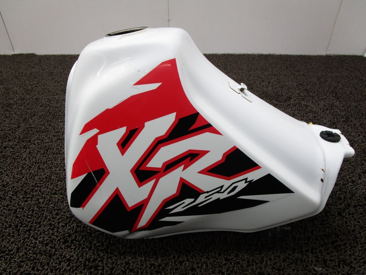 XR 250 ガソリンタンク フューエルコック A 7925 MD 30 ホンダ 17 E キャブ車