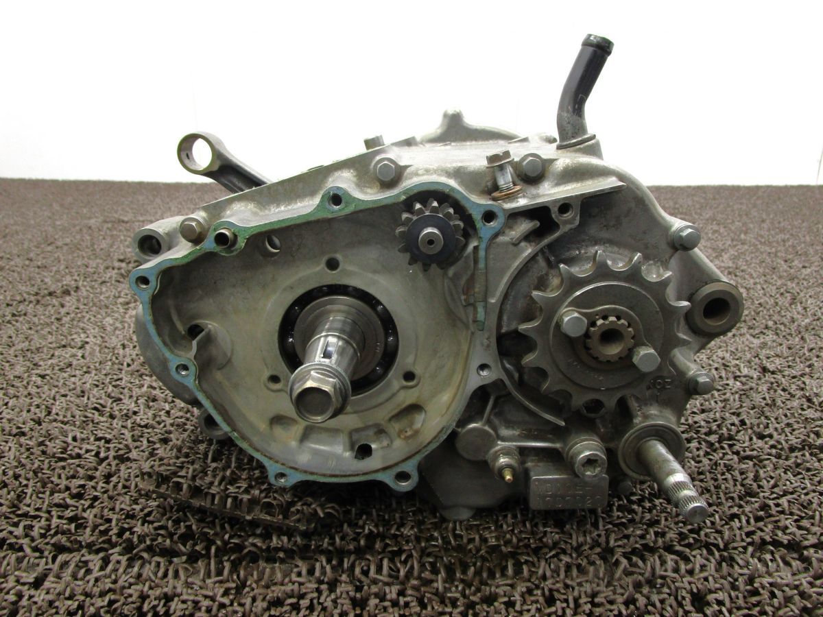 XR 250 エンジン腰下 A 7935 クランクケース MD 30 ホンダ 17 E キャブ車