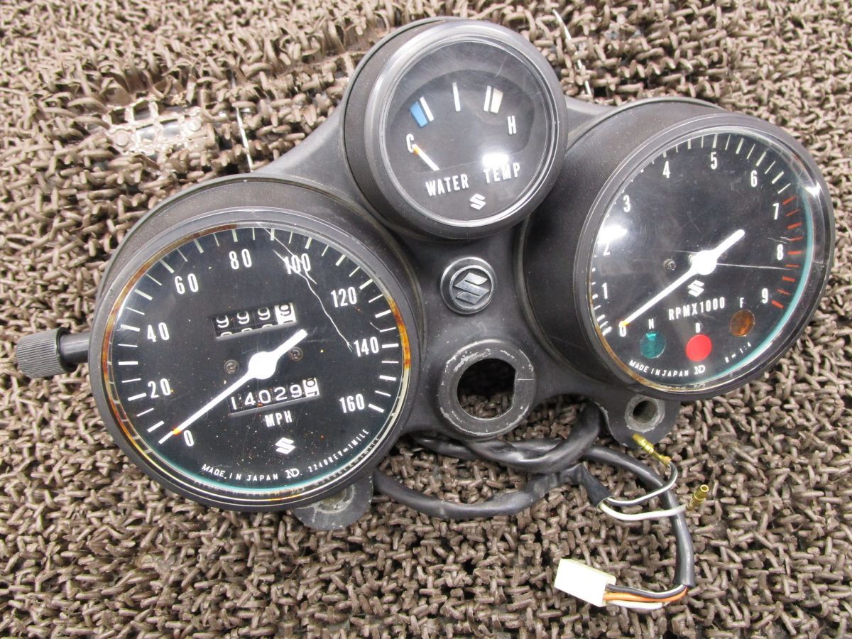 GT 750 メーター スピード タコ A 7984 油温計 スズキ キャブ車