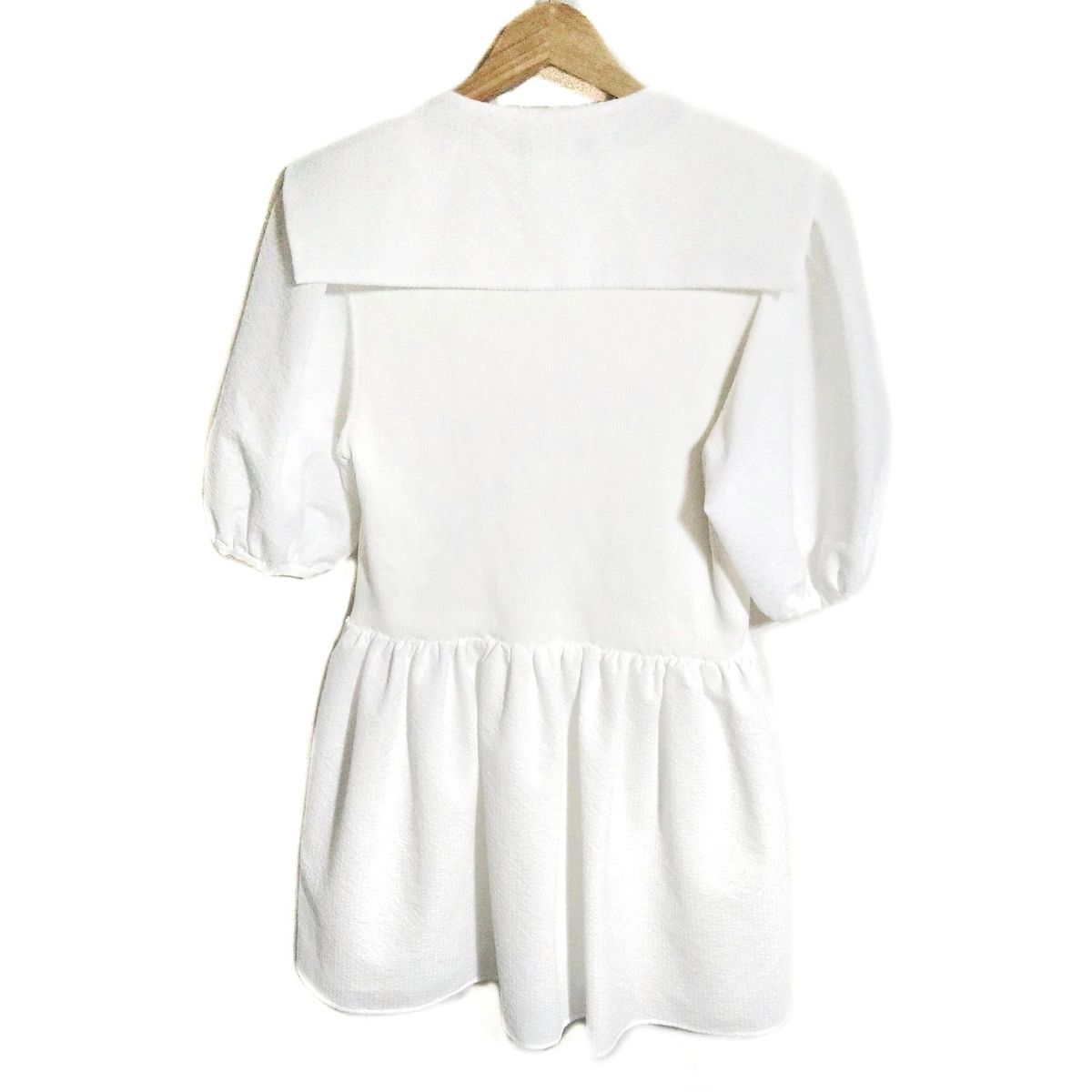 マルちゃん　Reneルネ　未使用　サマーワンピース白　36号 Rene(ルネ) ワンピース サイズ36 S レディース美品 - 白 クルーネック