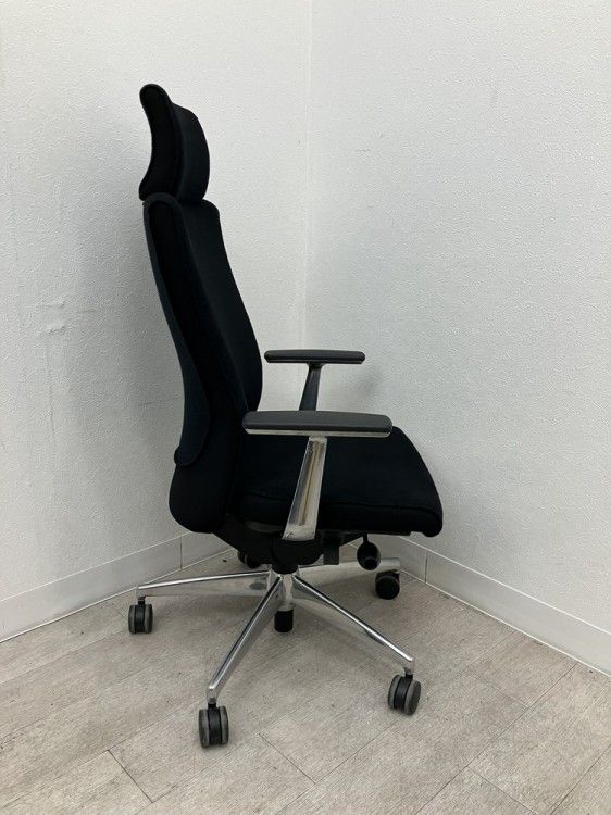 固定肘付プントチェア