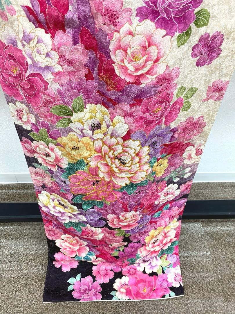 振袖 銀通し 金駒 金彩 紋意匠 牡丹 身丈166cm 撥水加工済 MO3170