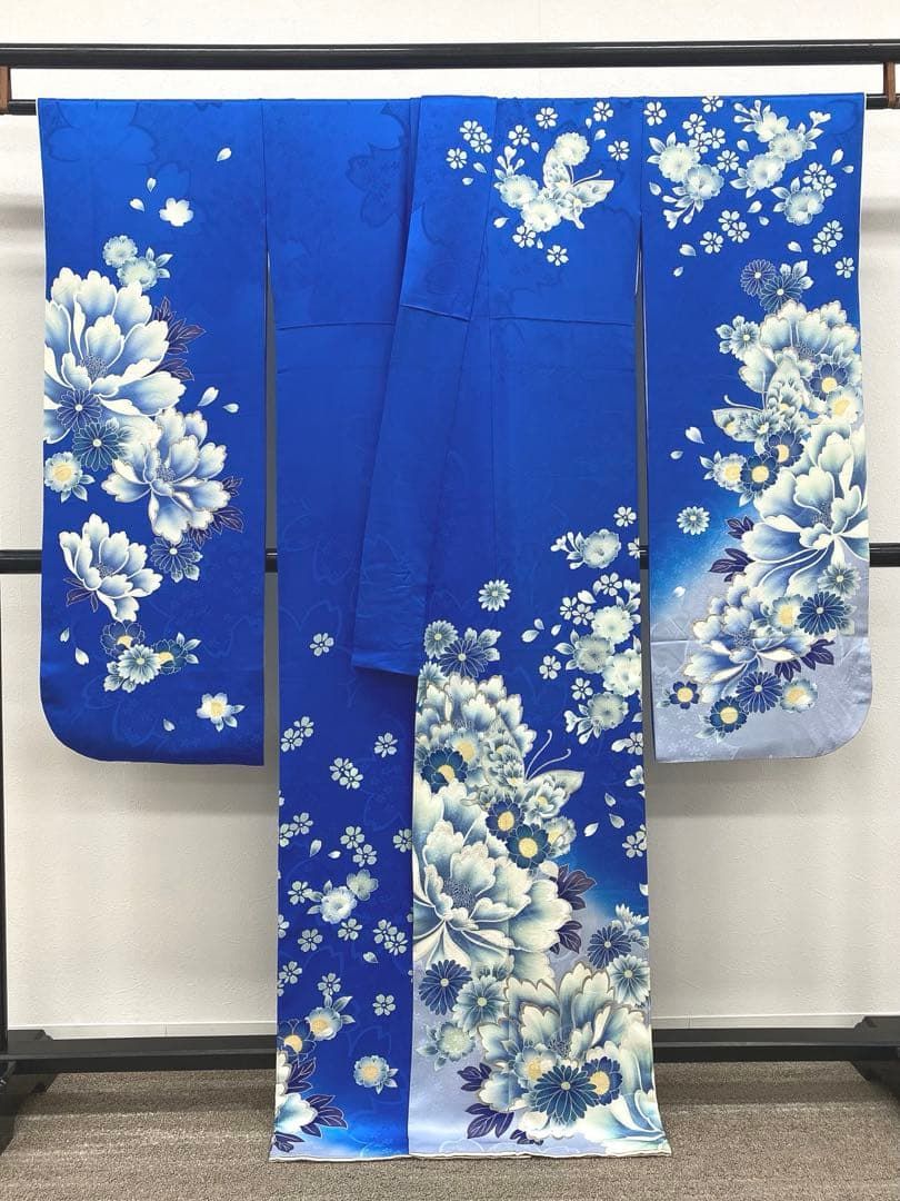  振袖 ラメ刺繍 銀彩 牡丹 大輪 身丈164 cm 撥水加工済 MO 3171 振袖 着物