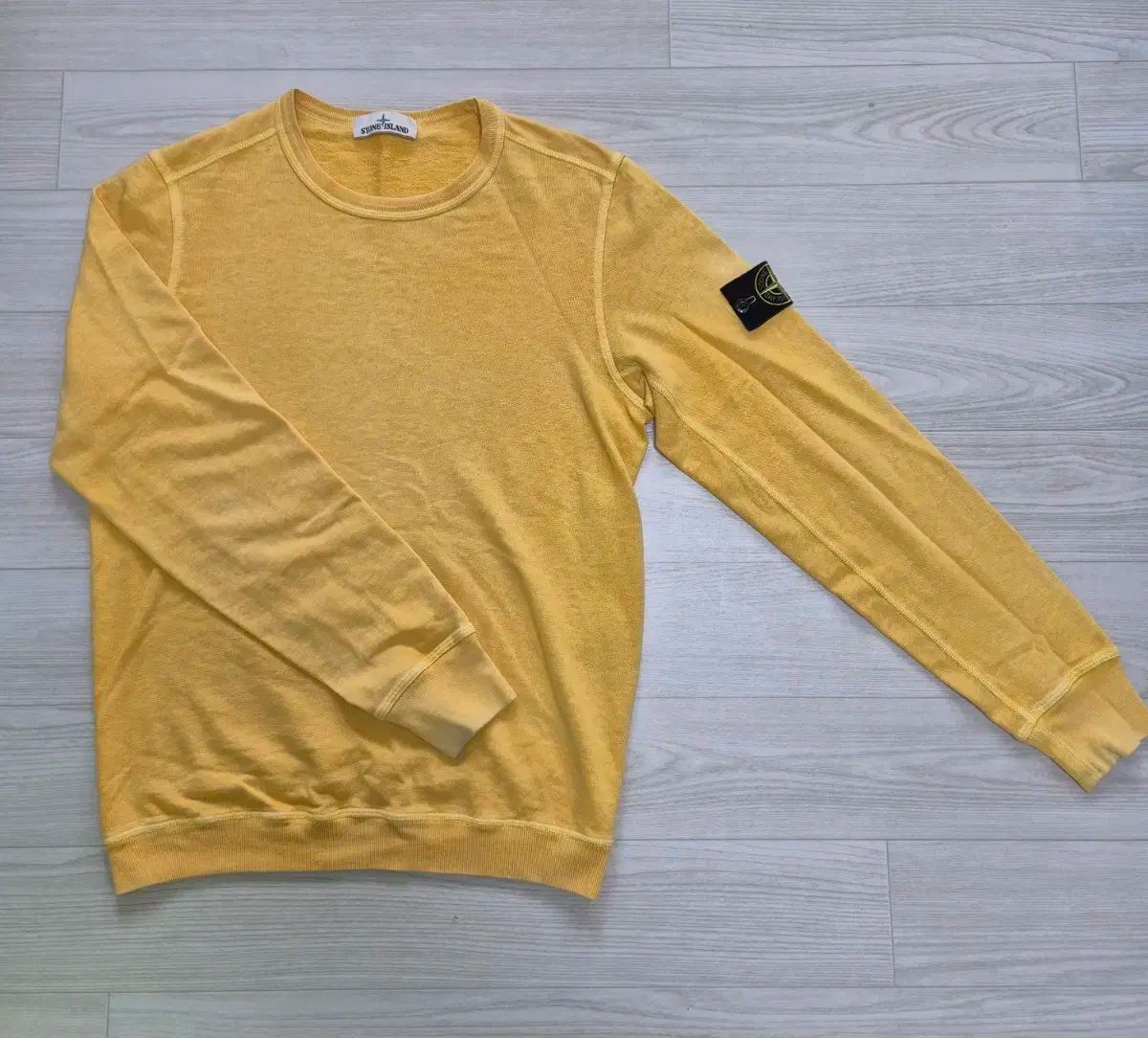 STONE ISLAND ストーンアイランド マスタード イエロー スウェット S