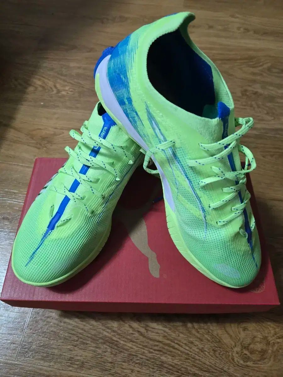 プーマ ウルトラ5 プロケージ tf