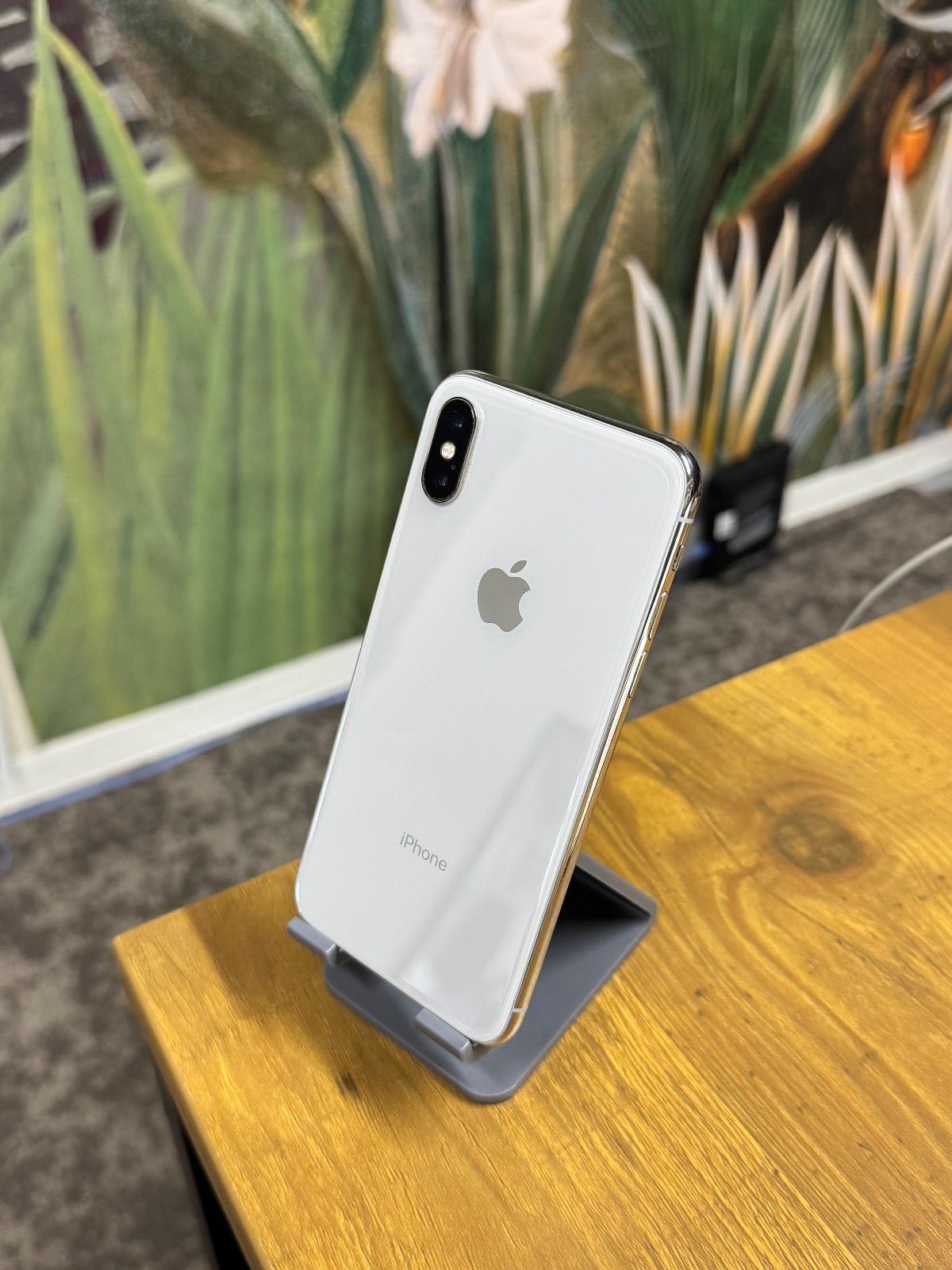 【メルカリ便】 iPhone X 本体 SIMフリー iPhone X Space Gray 64 GB SIMフリー - メルカリ