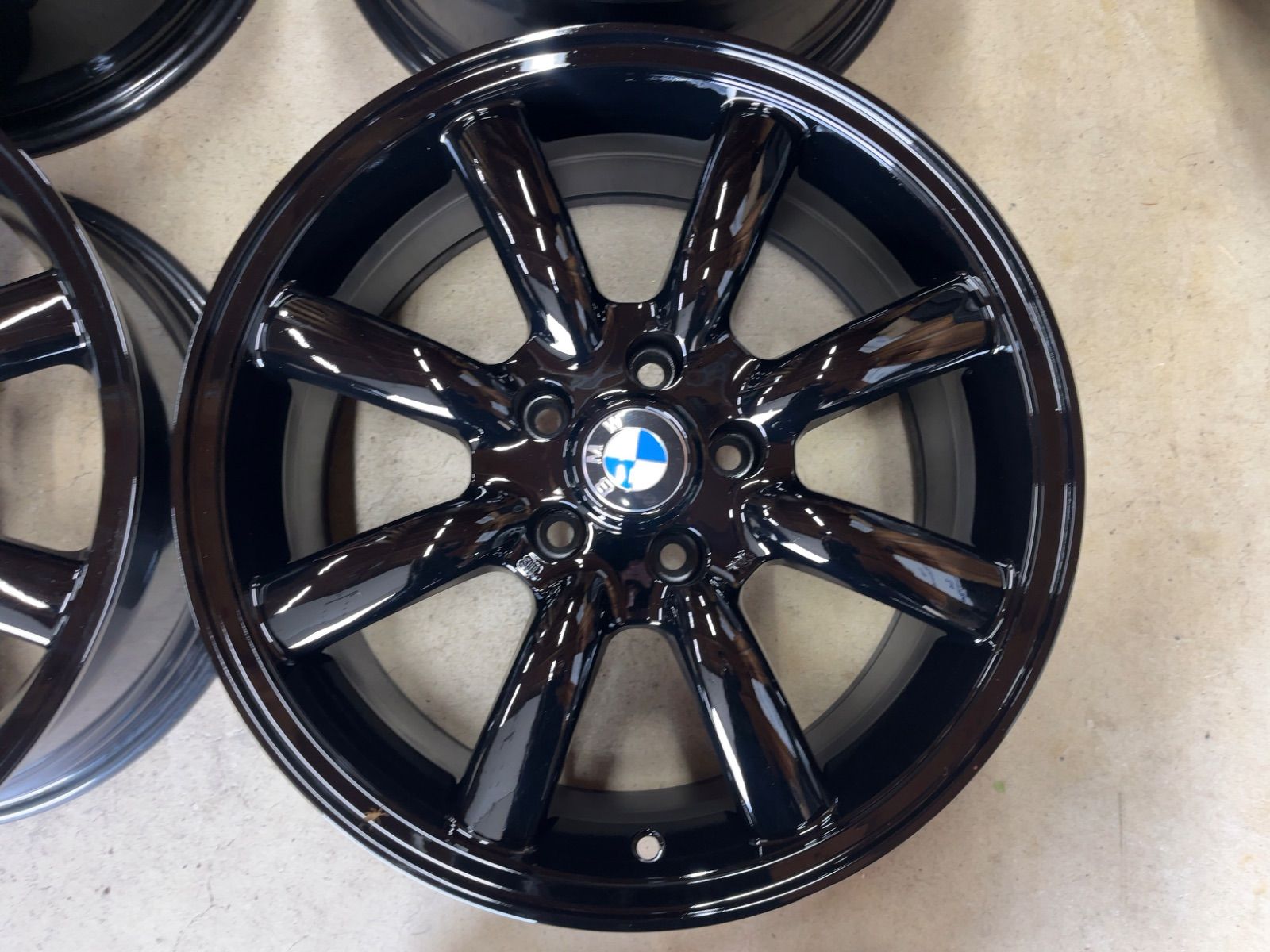 BMW X 1 F 48 2 39 ブラック 17インチ 4本セット