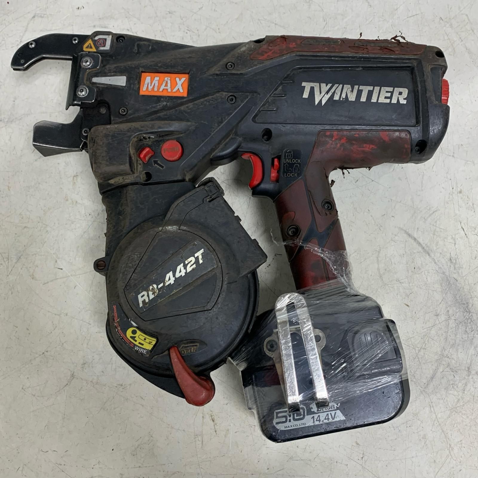 ♭♭MAX マックス リバータイヤ 鉄筋結束機 充電器 充電池2個 ケース付 RB-442T B2C 1450A ブラック