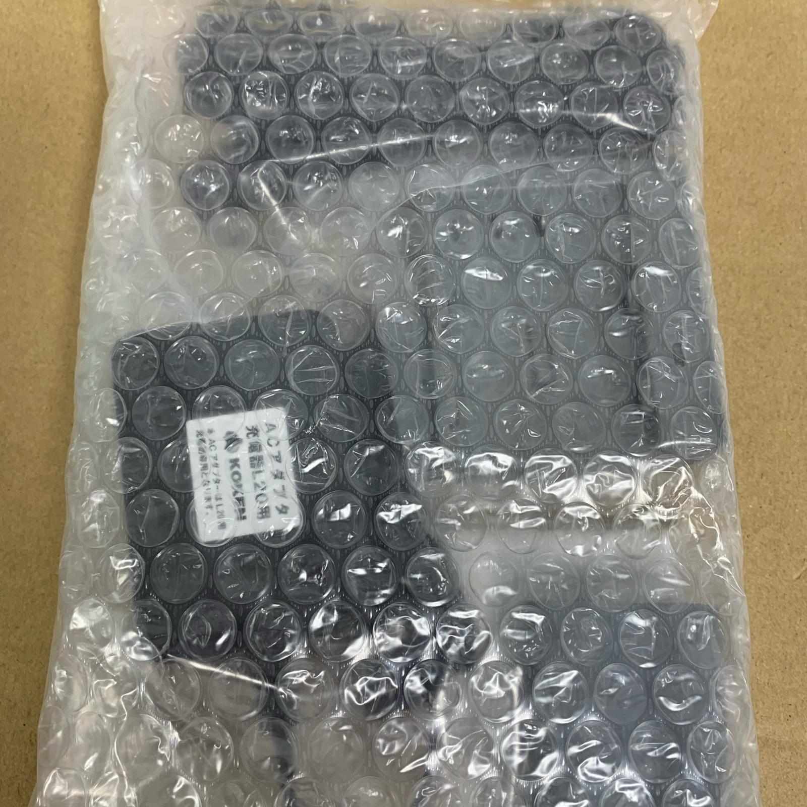 電動ファン付き呼吸用保護器具 マスクに目立つヨゴレあり