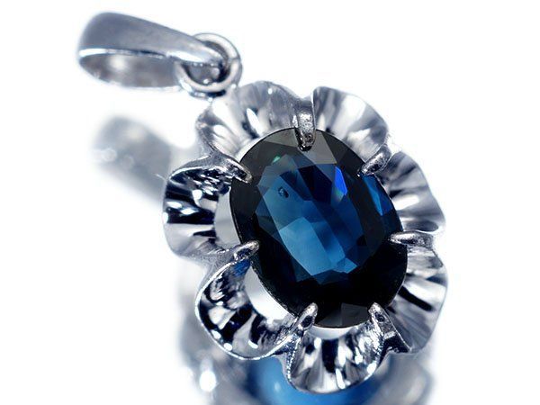 ジュエリー 美しいグリニッシュブルー 天然ブルーサファイア K 14 WGペンダントヘッド h 7992 io