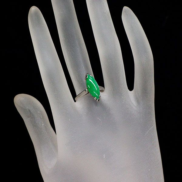 70s80s ヴィンテージリング 天然翡翠 K18G 透かし彫り 14号 4g 70s80s ヴィンテージリング 天然翡翠 K18G 透かし彫り 14号 4g