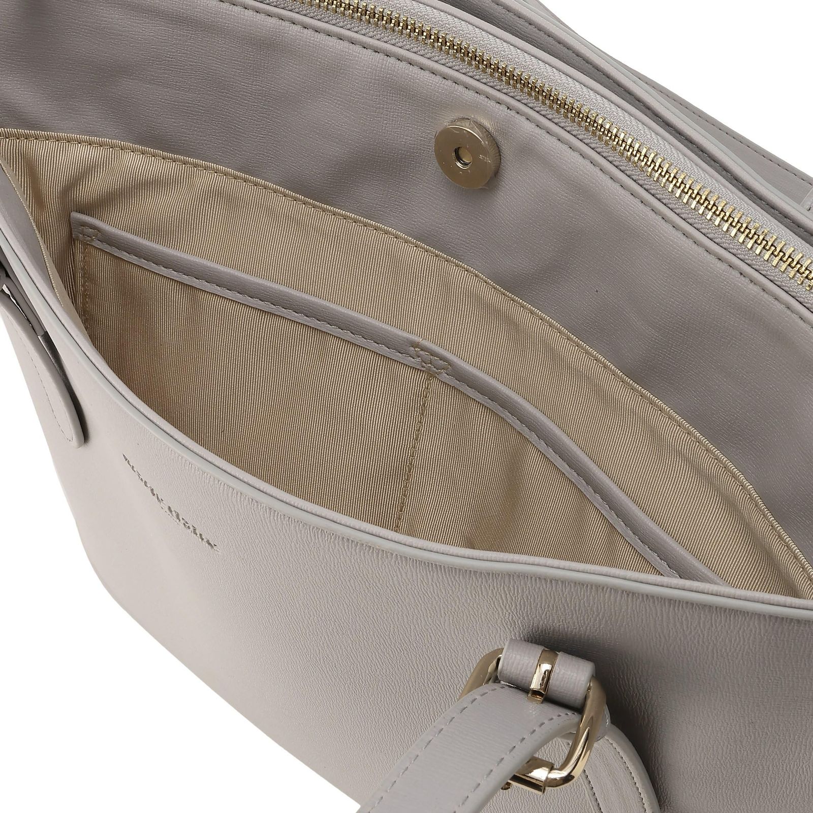 ビジネストート