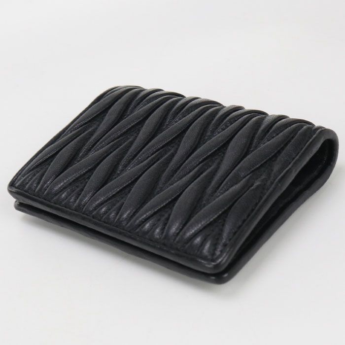 MIUMIU OUTLET ミュウミュウ アウトレット マテラッセ 二つ折り財布 レザー レディース