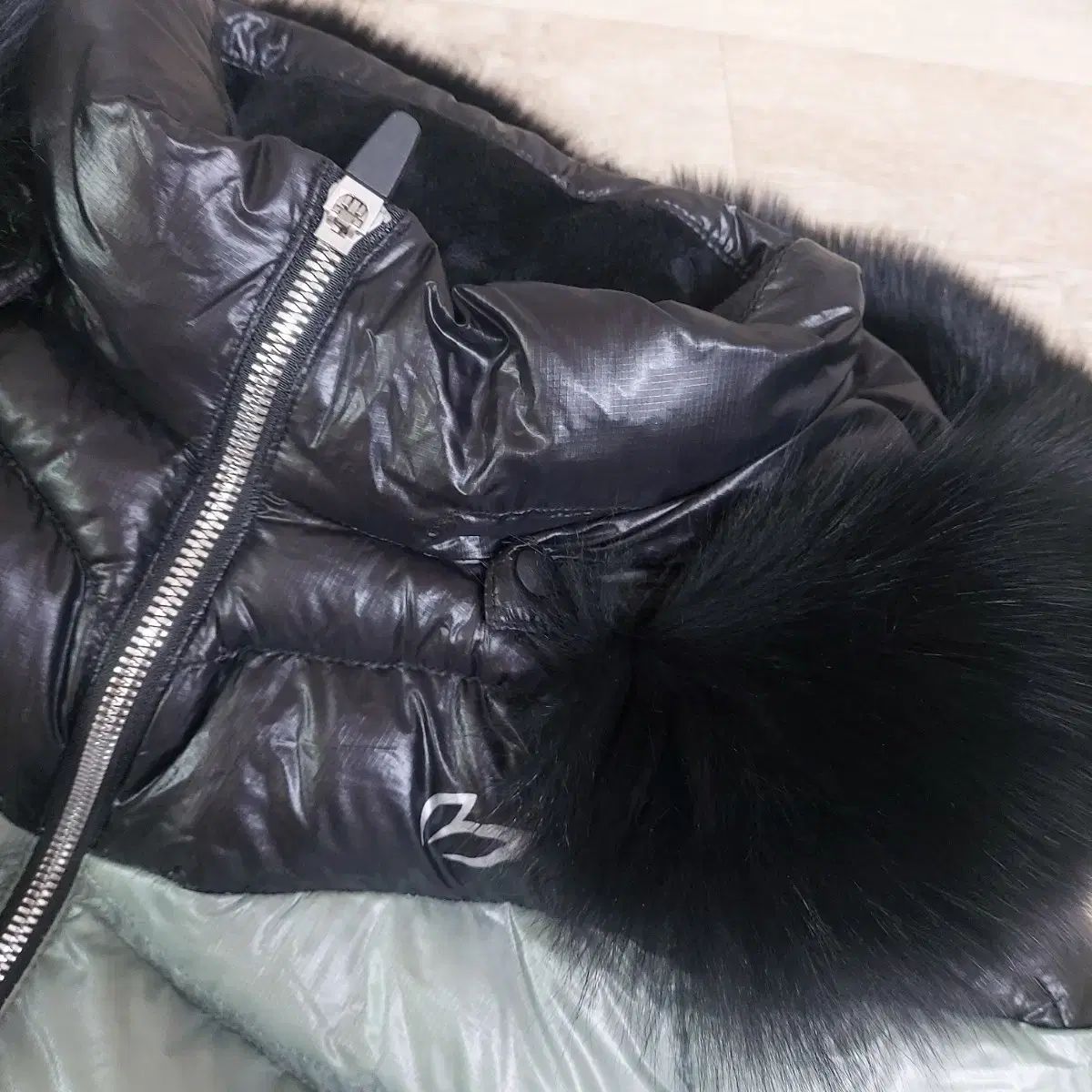 マスターバニー ダウンジャケット