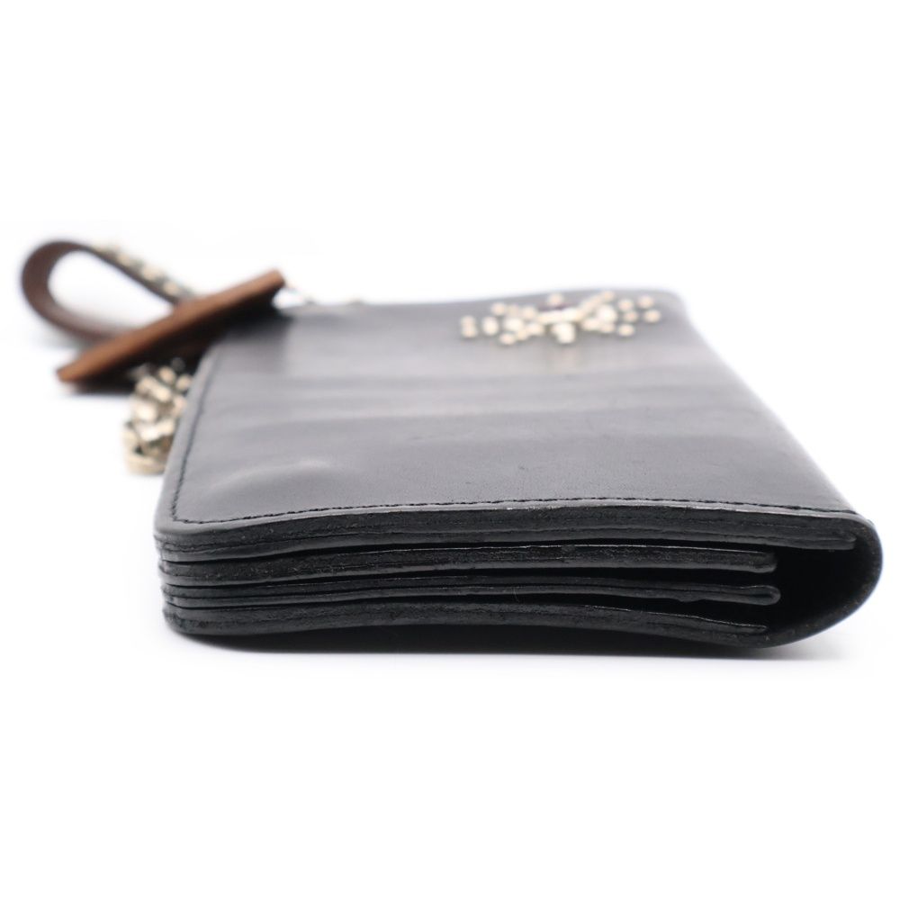 HTC ウォレットチェーン付き　スタッズ　長財布 HTC (エイチティーシー) チェーン付き スタッズ レザーロング