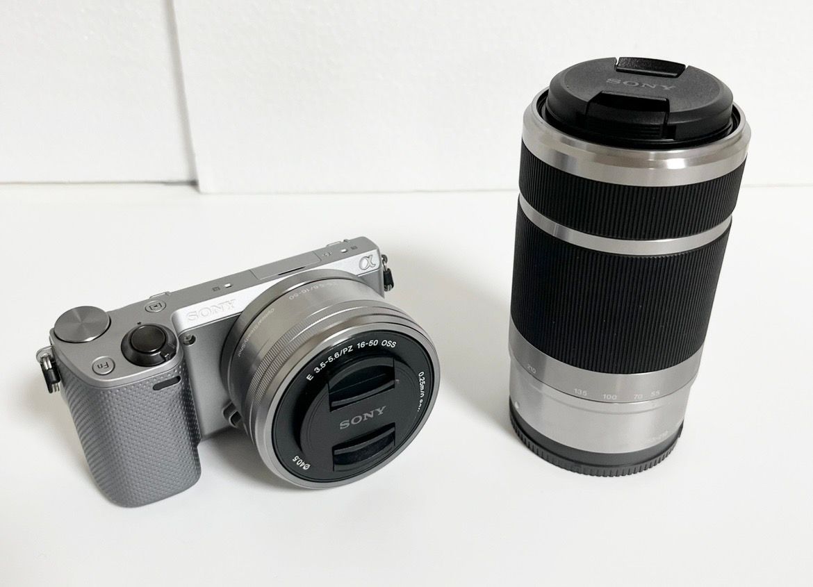 シャッター回数約4033 自社調査 SONY ソニー ミラーレス一眼カメラ α NEX-5RY ダブルズームレンズキット シルバー 良い